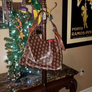 Dooney & bourke